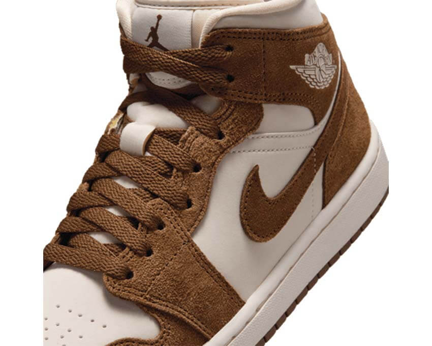 Air Jordan 1 Mid W "Light British Tan" - Image 2