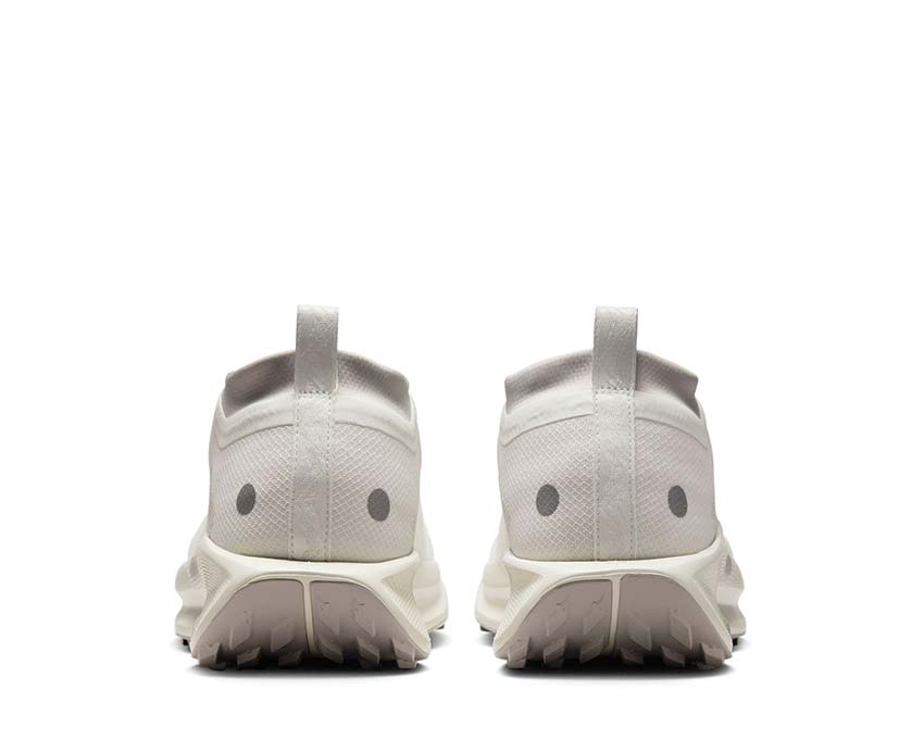 Nike ReactX Pegasus Trail 5 GTX SP "Light Bone" - Image 4