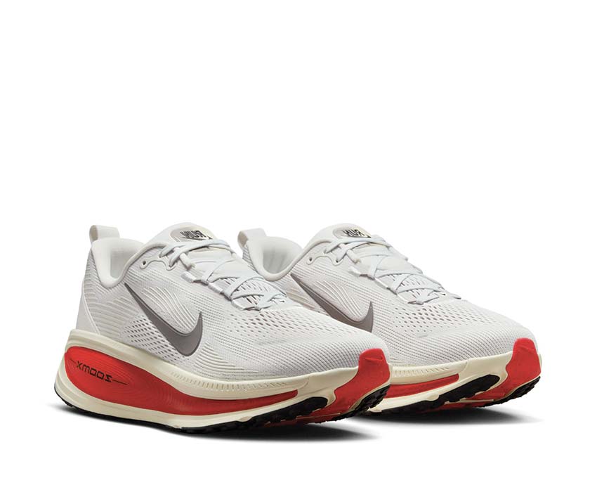 Nike Vomero 18 "Siren Red" - Image 3