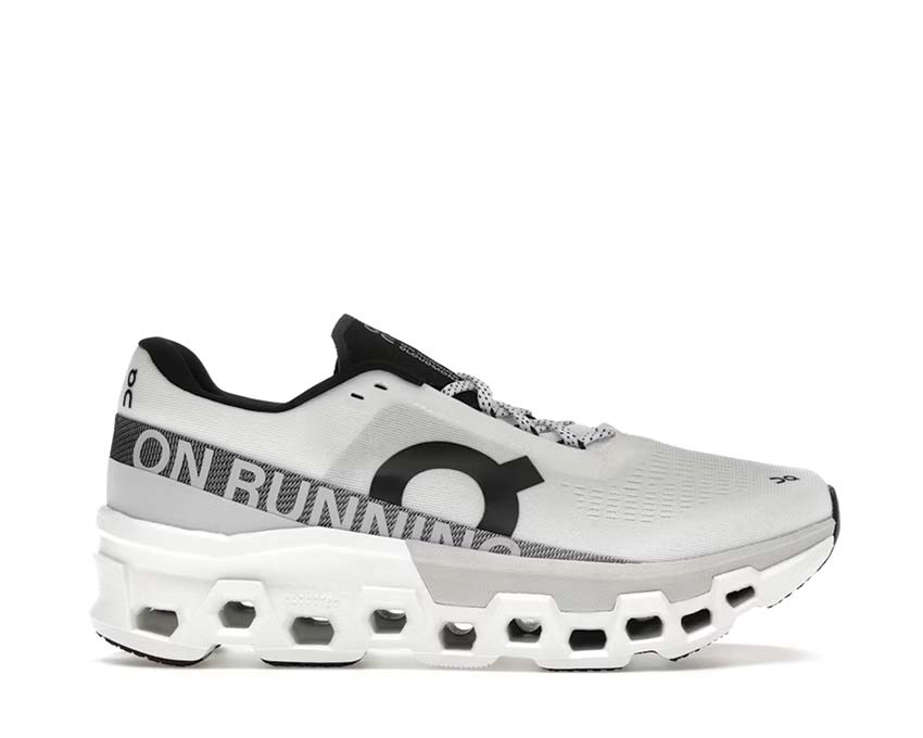 On Cloudmonster 2
